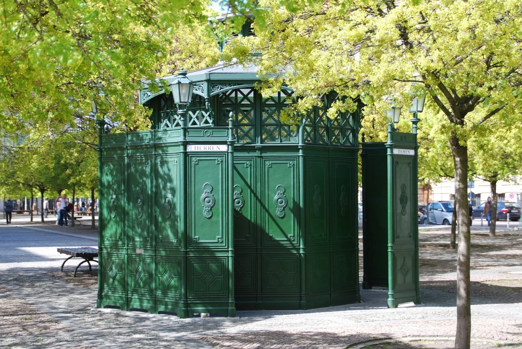 „Café Achteck“ gehört zu den historischen Berliner Toiletten.