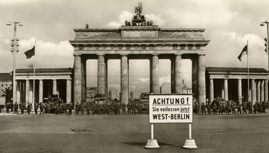 Berlin erinnert an 65 Jahre Mauerbau